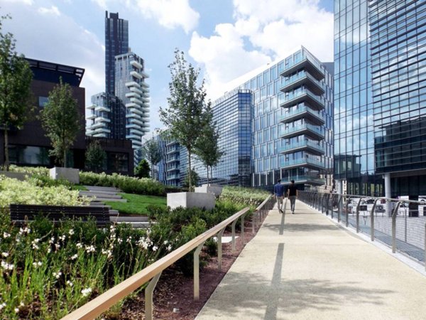 appartamento in vendita a Milano in zona Porta Nuova