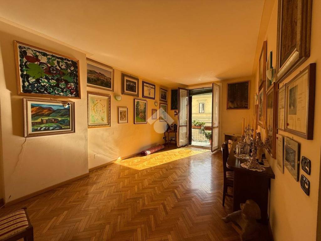 appartamento in vendita a Milano in zona Centro Direzionale