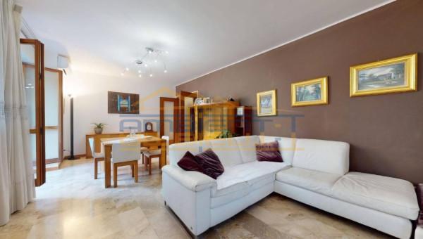appartamento in vendita a Milano in zona Adriano