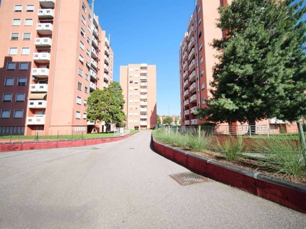 appartamento in vendita a Milano in zona Quarto Oggiaro