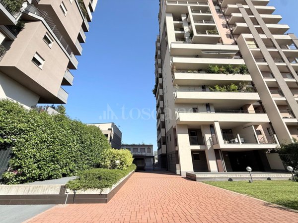 appartamento in vendita a Milano in zona Vigentino