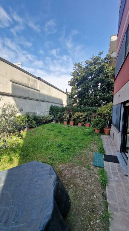 appartamento in vendita a Milano in zona Bovisasca