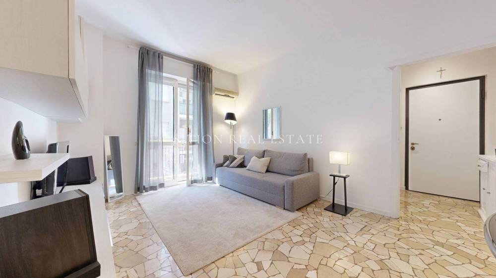 appartamento in vendita a Milano in zona Sempione