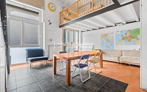 appartamento in vendita a Milano in zona Città Studi