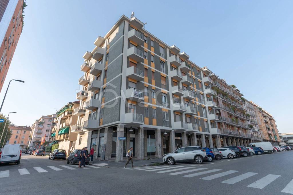 appartamento in vendita a Milano in zona Loreto