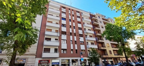 appartamento in vendita a Milano in zona Isola