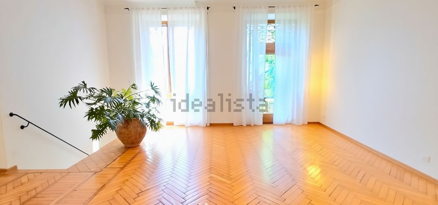 appartamento in vendita a Milano in zona Porta Genova