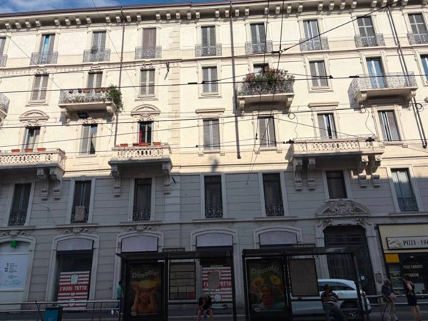 negozio in vendita a Milano in zona Isola