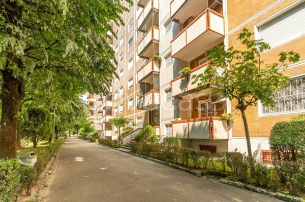 appartamento in vendita a Milano in zona Gratosoglio