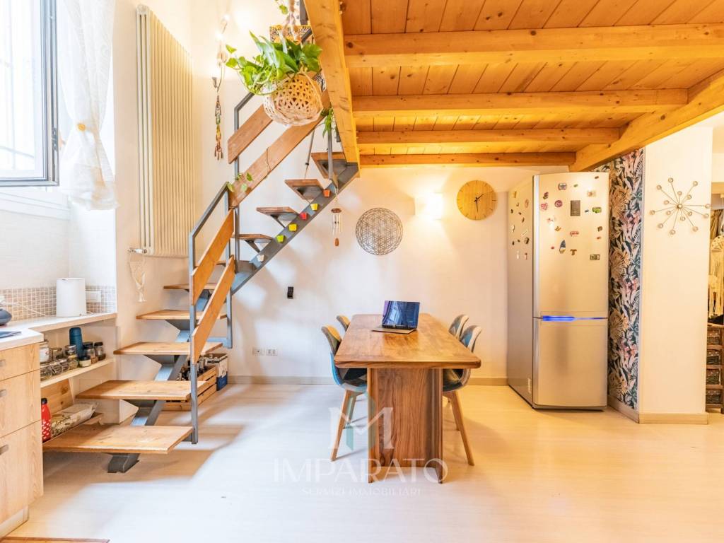 appartamento in vendita a Milano in zona Isola