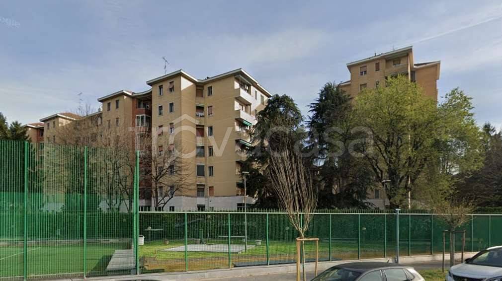 appartamento in vendita a Milano in zona Chiesa Rossa