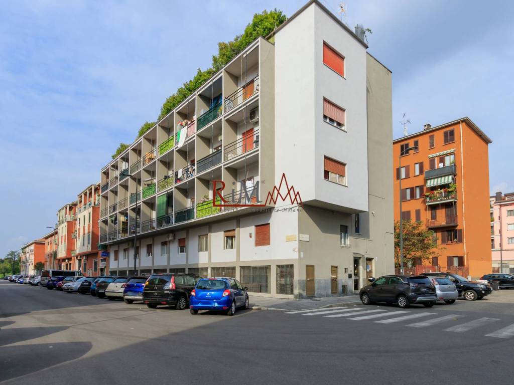 appartamento in vendita a Milano in zona Trenno