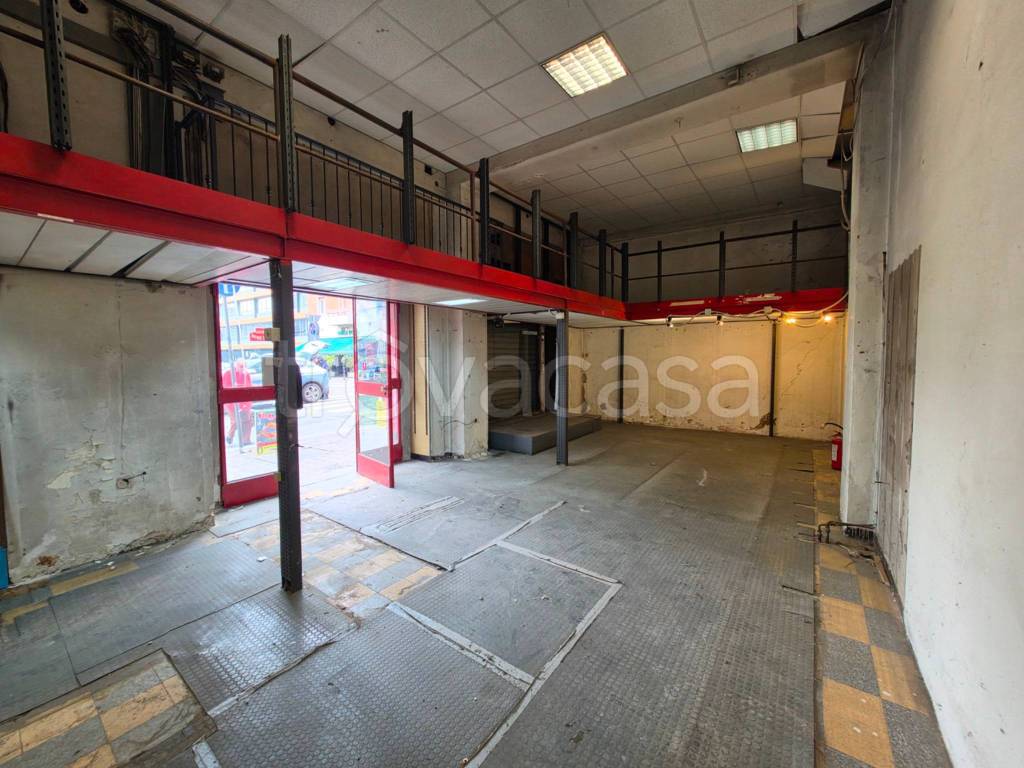 negozio in vendita a Milano