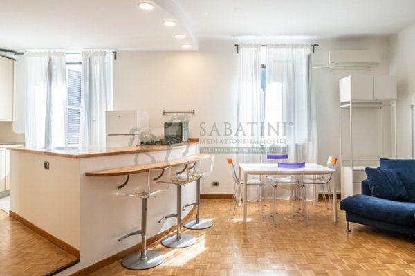 appartamento in vendita a Milano in zona Porta Nuova