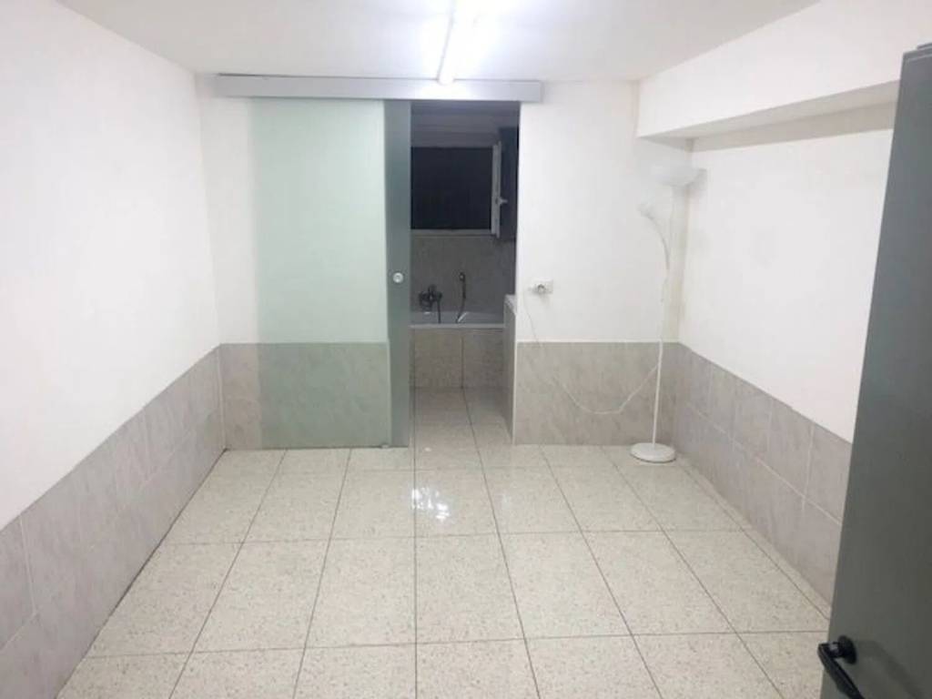 negozio in vendita a Milano in zona Città Studi