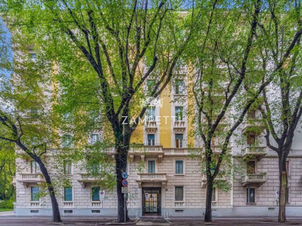 appartamento in vendita a Milano in zona Il Portello