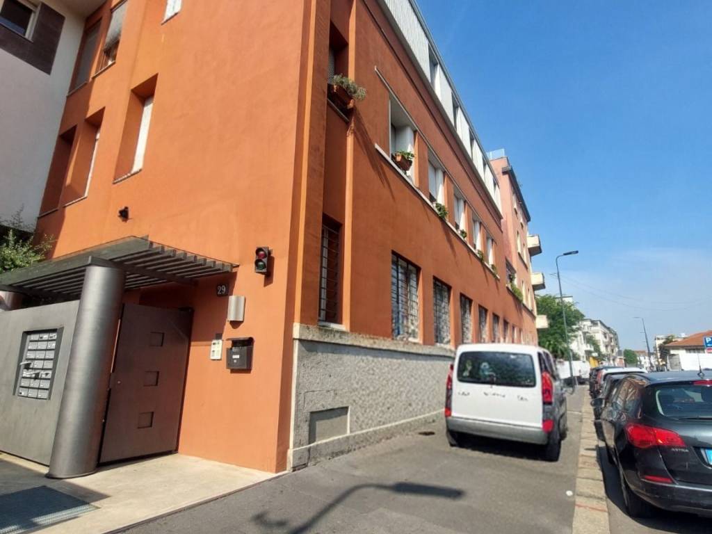 appartamento in vendita a Milano in zona Bovisa