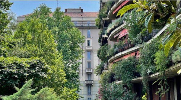 appartamento in vendita a Milano in zona Guastalla