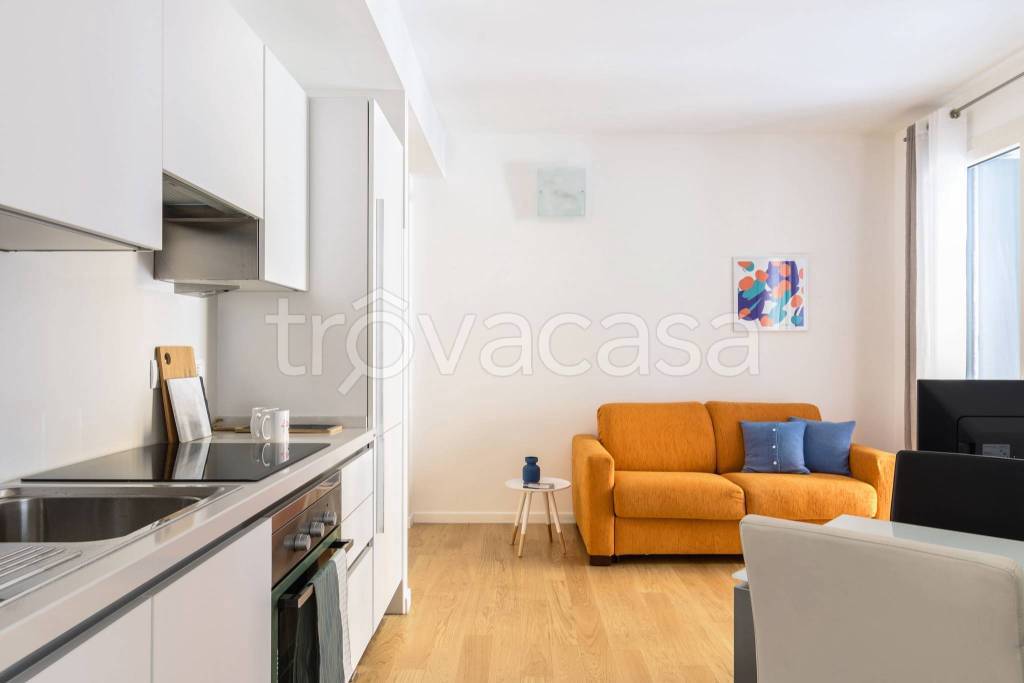 appartamento in vendita a Milano in zona Centro Direzionale