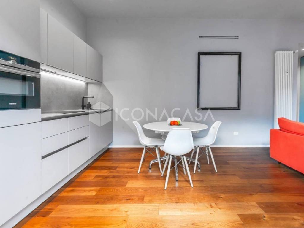 appartamento in vendita a Milano in zona Centro Direzionale