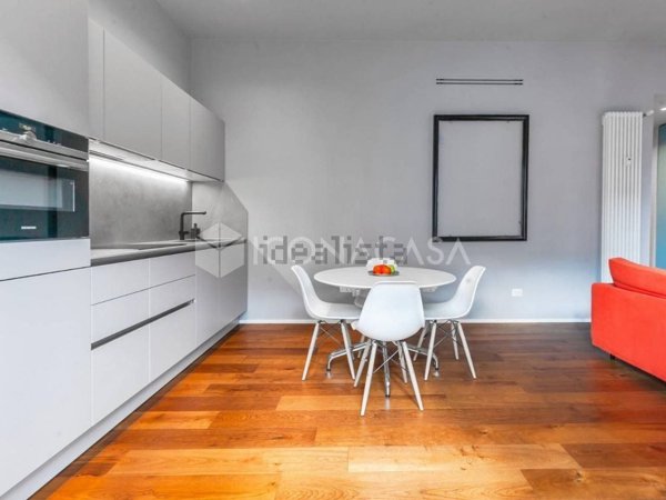 appartamento in vendita a Milano in zona Porta Venezia