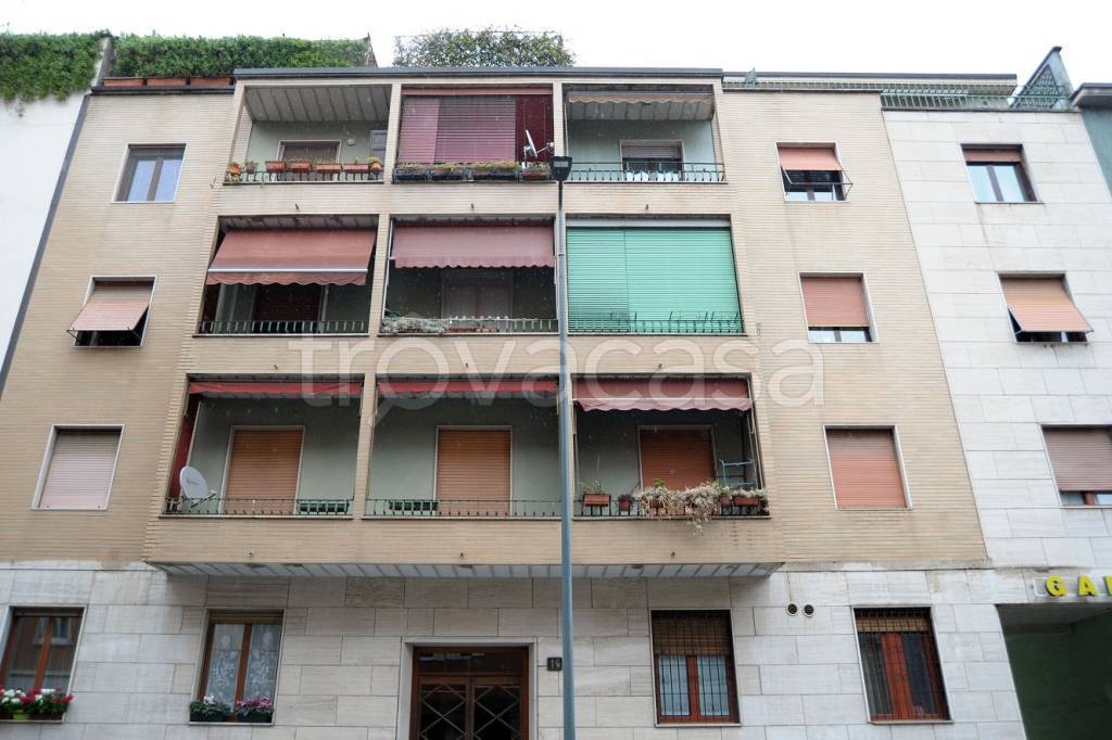 appartamento in vendita a Milano in zona San Siro