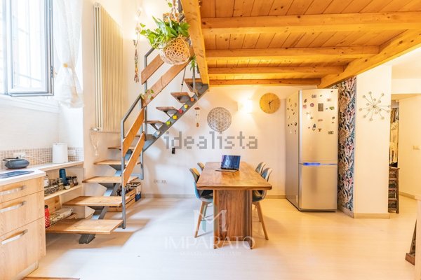 appartamento in vendita a Milano in zona Isola