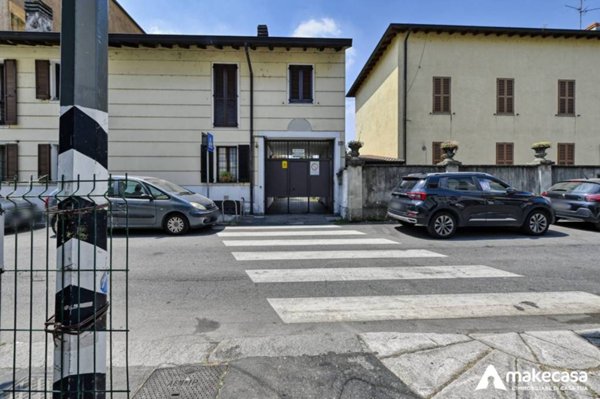 appartamento in vendita a Milano in zona Ponte Lambro