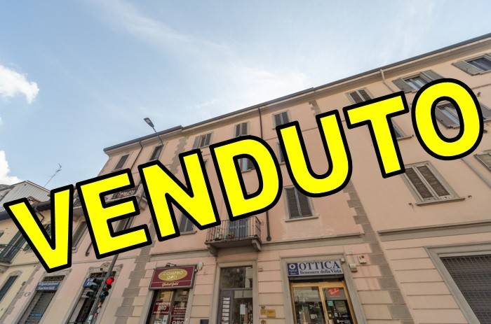 appartamento in vendita a Milano in zona Vigentino