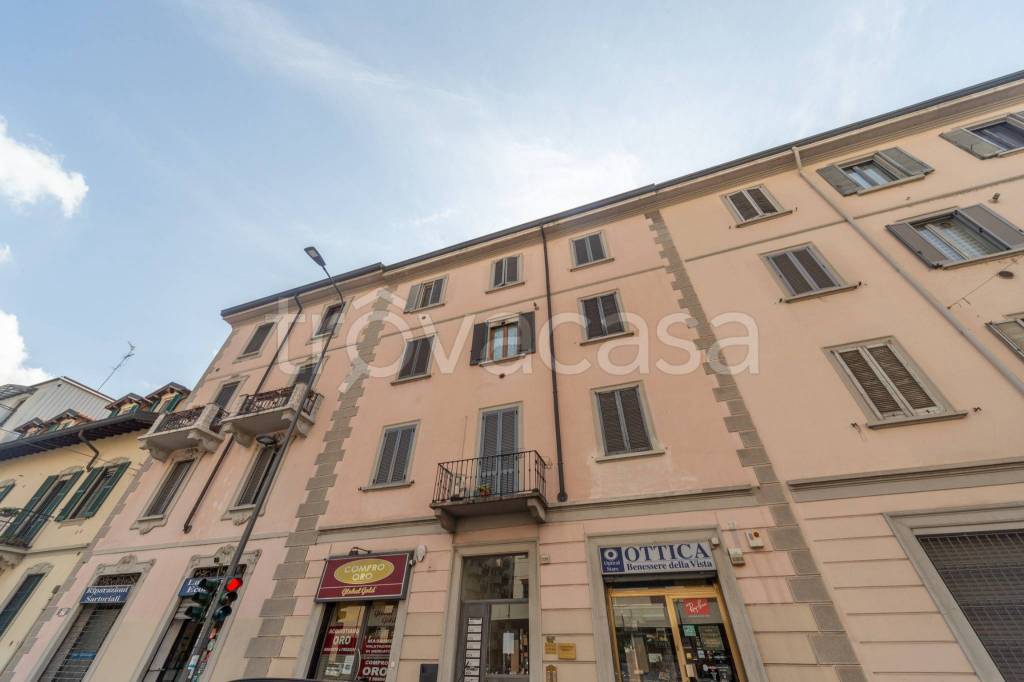 appartamento in vendita a Milano in zona Vigentino