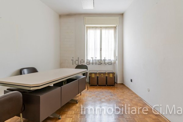 appartamento in vendita a Milano in zona Lambrate