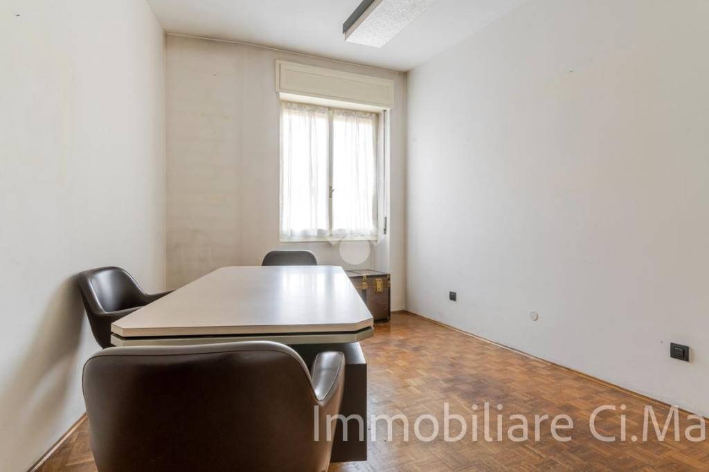 appartamento in vendita a Milano in zona Casoretto