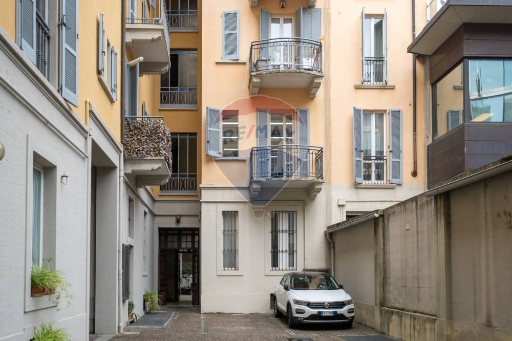 appartamento in vendita a Milano in zona Porta Romana