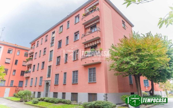 appartamento in vendita a Milano in zona Montalbino