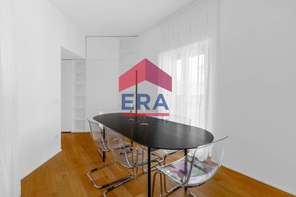 appartamento in vendita a Milano in zona Isola