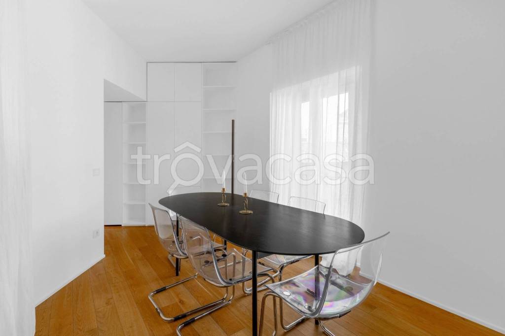 appartamento in vendita a Milano in zona Centro Direzionale