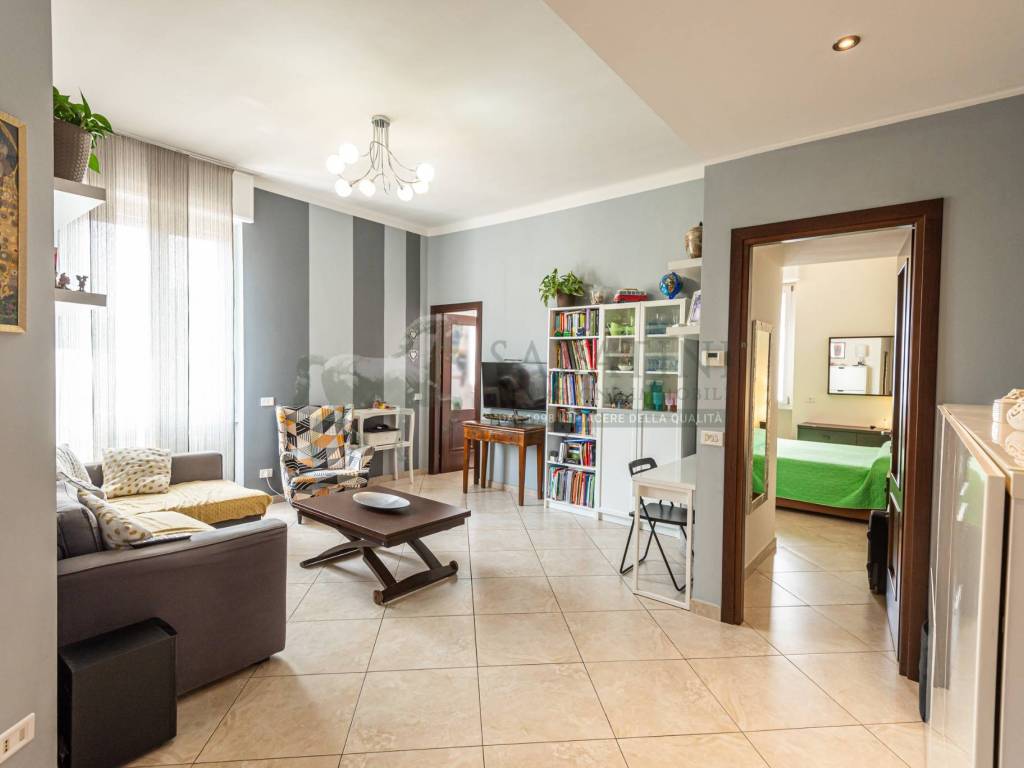 appartamento in vendita a Milano in zona Centro Direzionale