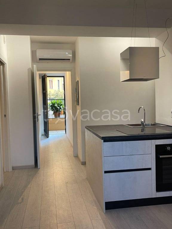 appartamento in vendita a Milano in zona Corvetto