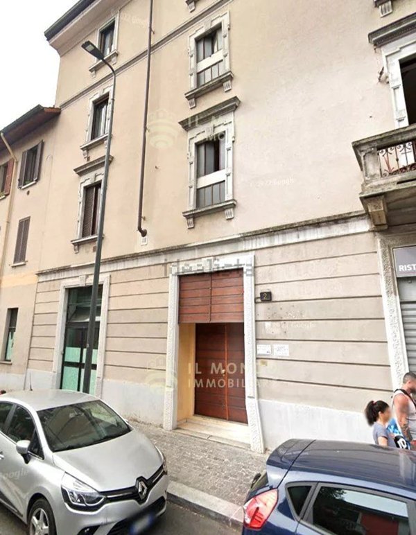 appartamento in vendita a Milano in zona Vigentino