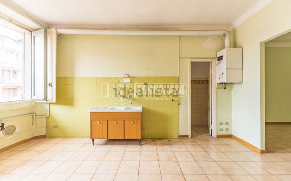 appartamento in vendita a Milano in zona Porta Garibaldi
