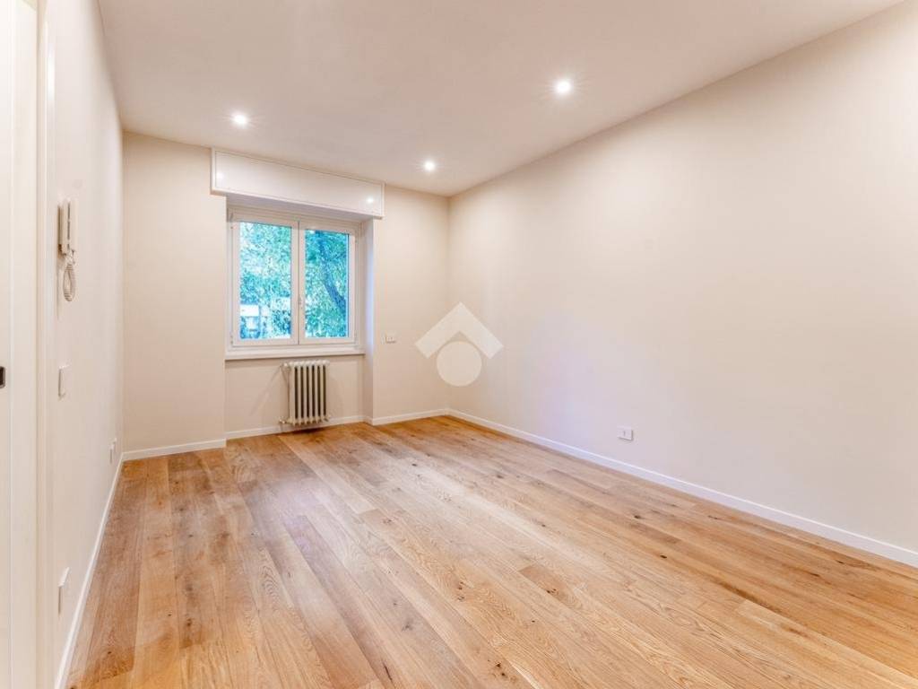 appartamento in vendita a Milano in zona Sempione