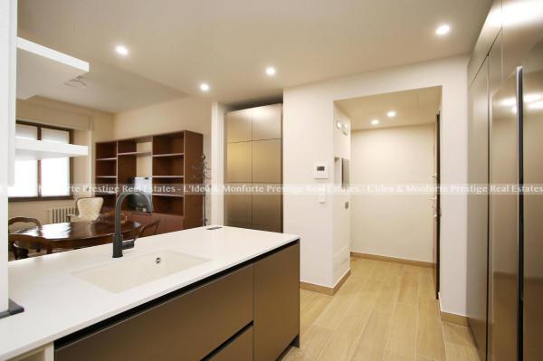 appartamento in vendita a Milano in zona Sempione