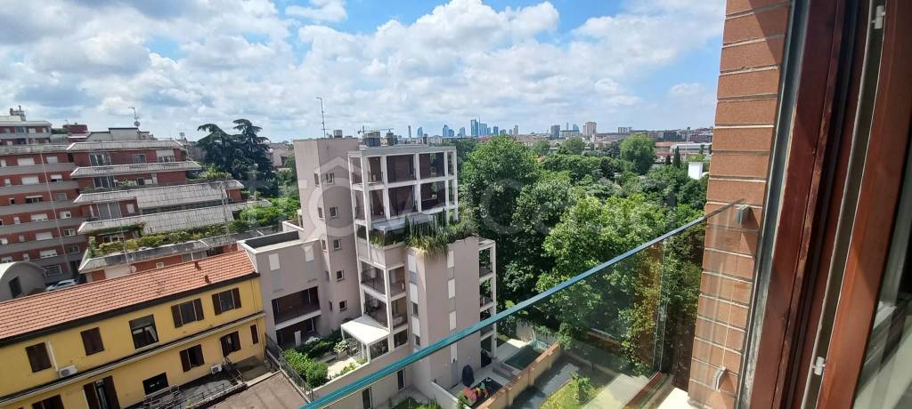 appartamento in vendita a Milano in zona Gorla