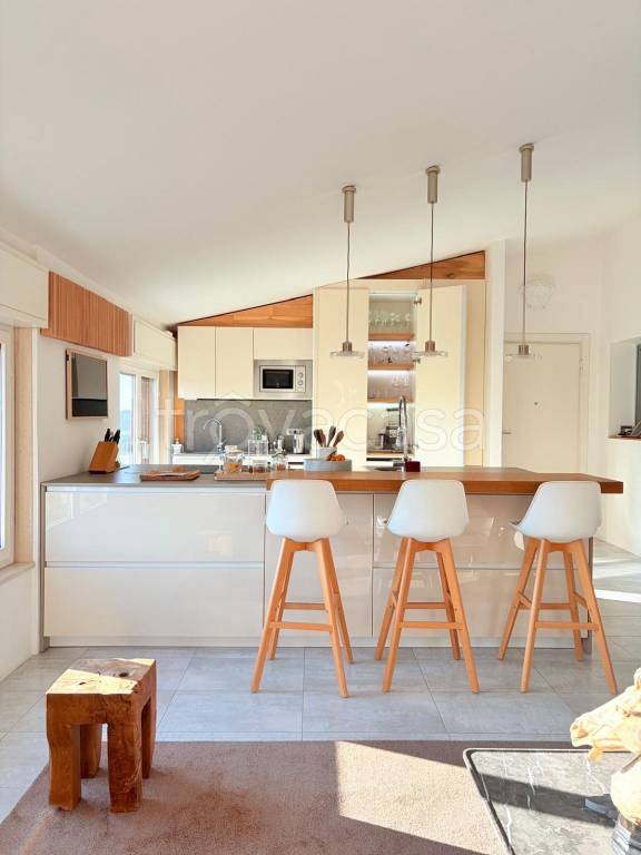 appartamento in vendita a Milano in zona Gorla