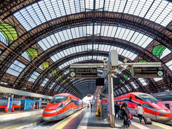 negozio in vendita a Milano in zona Centro Direzionale