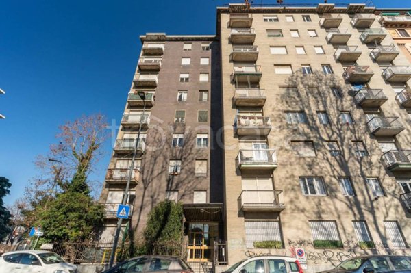 appartamento in vendita a Milano in zona Bocconi