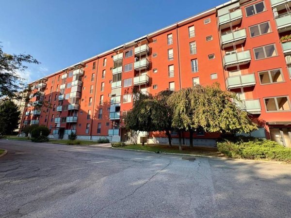 appartamento in vendita a Milano in zona San Siro