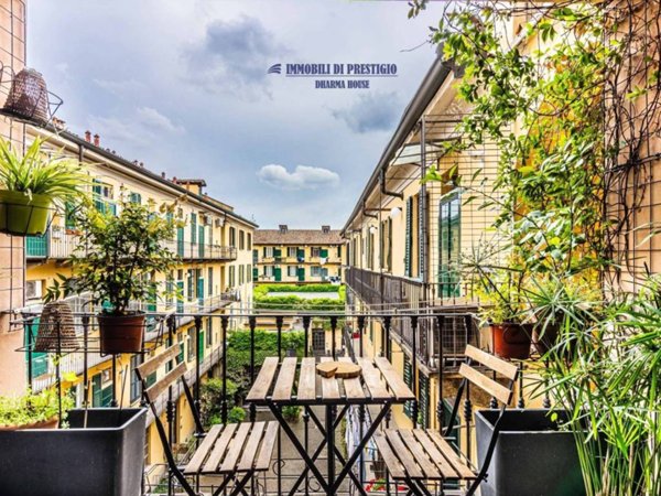 appartamento in vendita a Milano in zona Porta Genova
