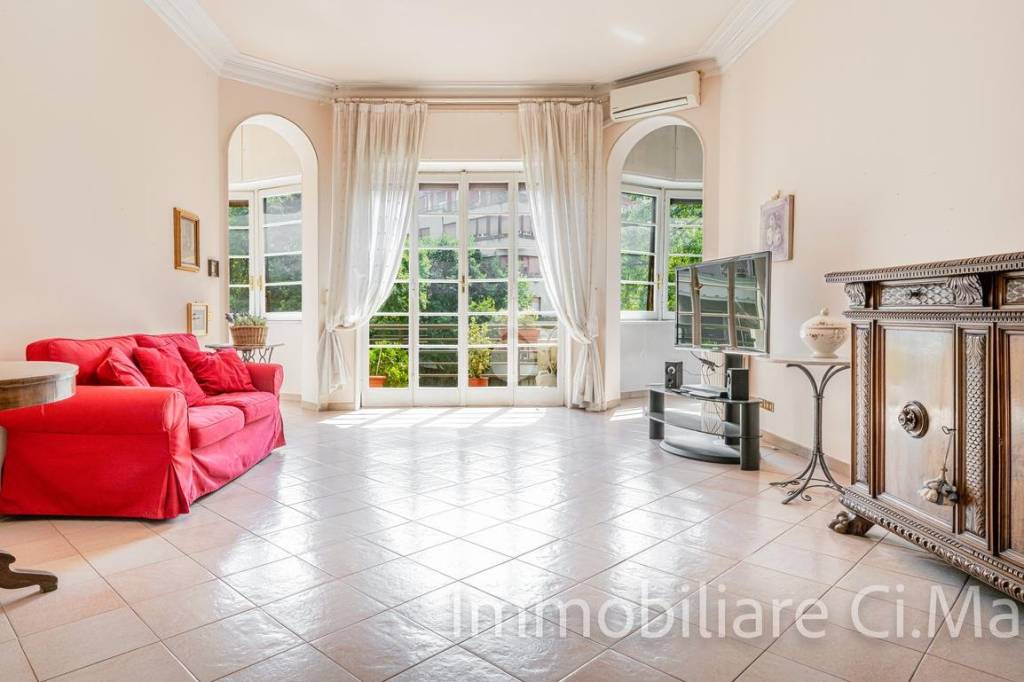 appartamento in vendita a Milano in zona Città Studi