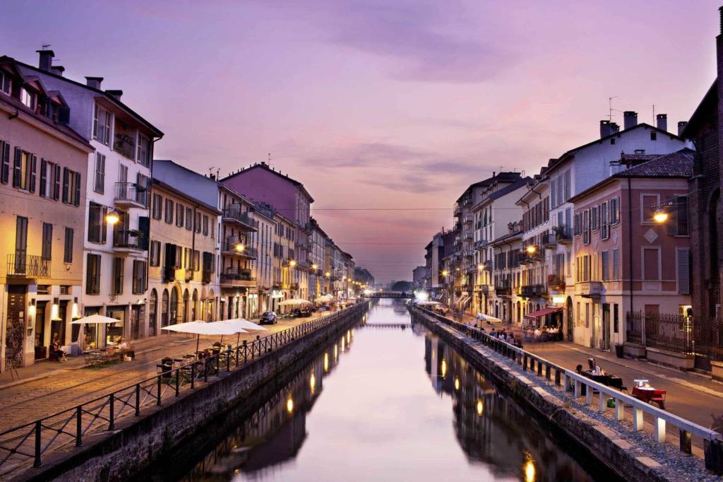 appartamento in vendita a Milano in zona Porta Genova